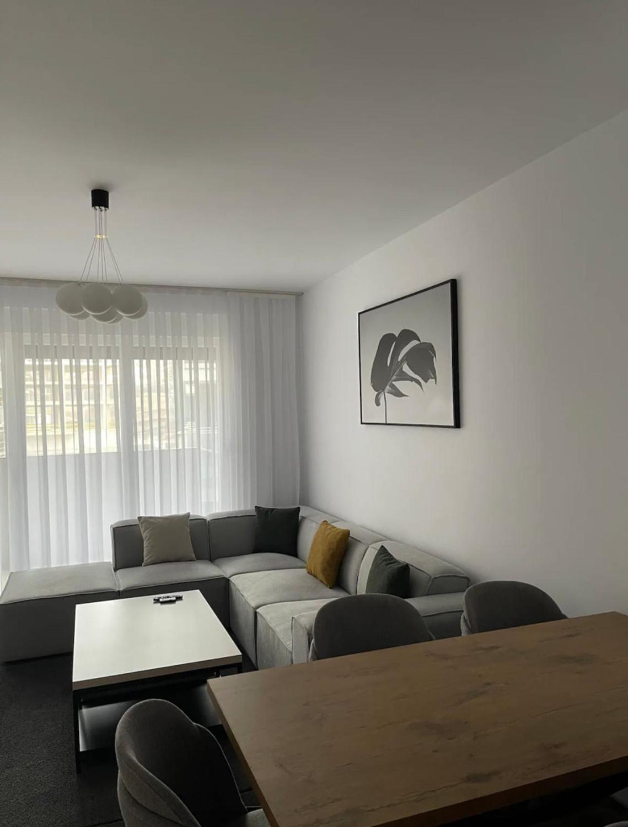 Airstay Pristina Room photo