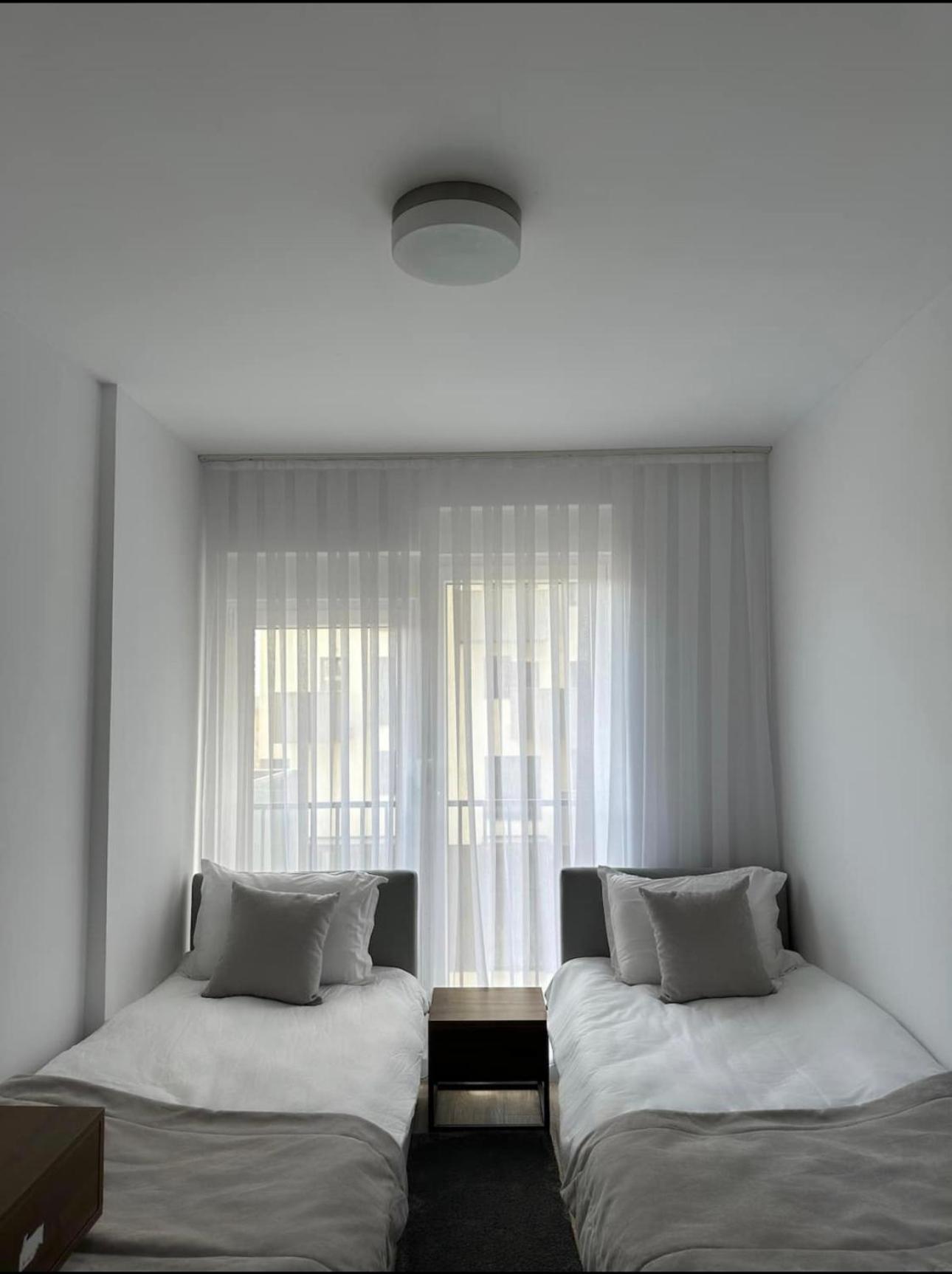 Airstay Pristina Exterior photo