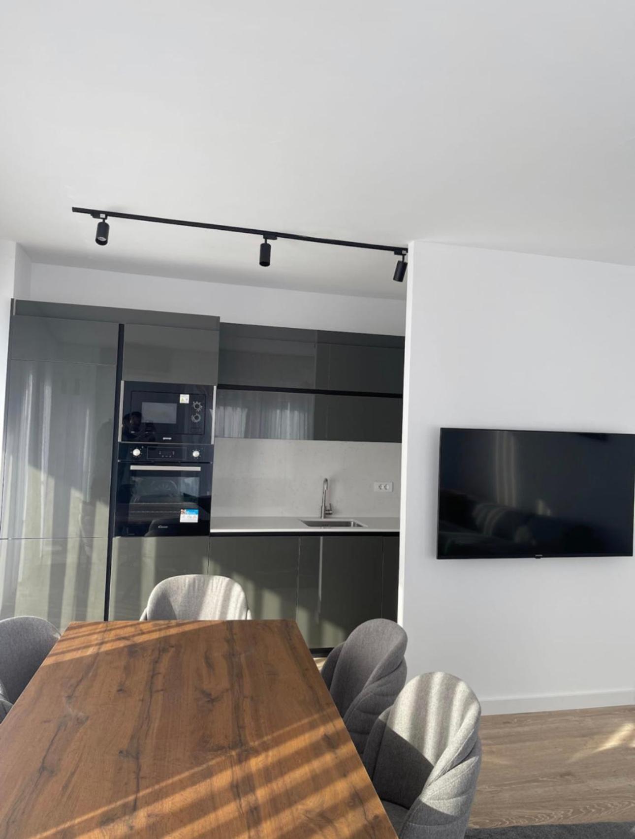 Airstay Pristina Exterior photo